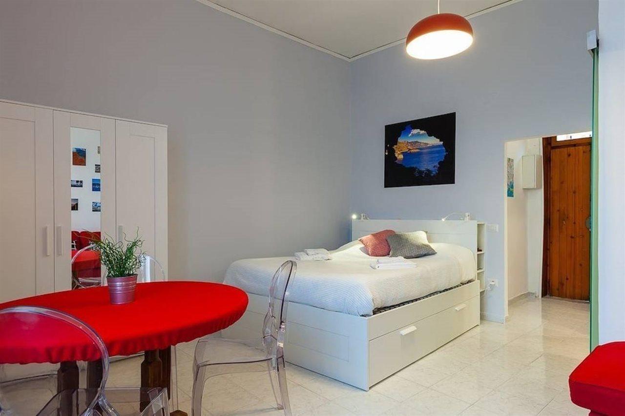 - Rampe S.antonio Ii Bh 93 Appartement Naples